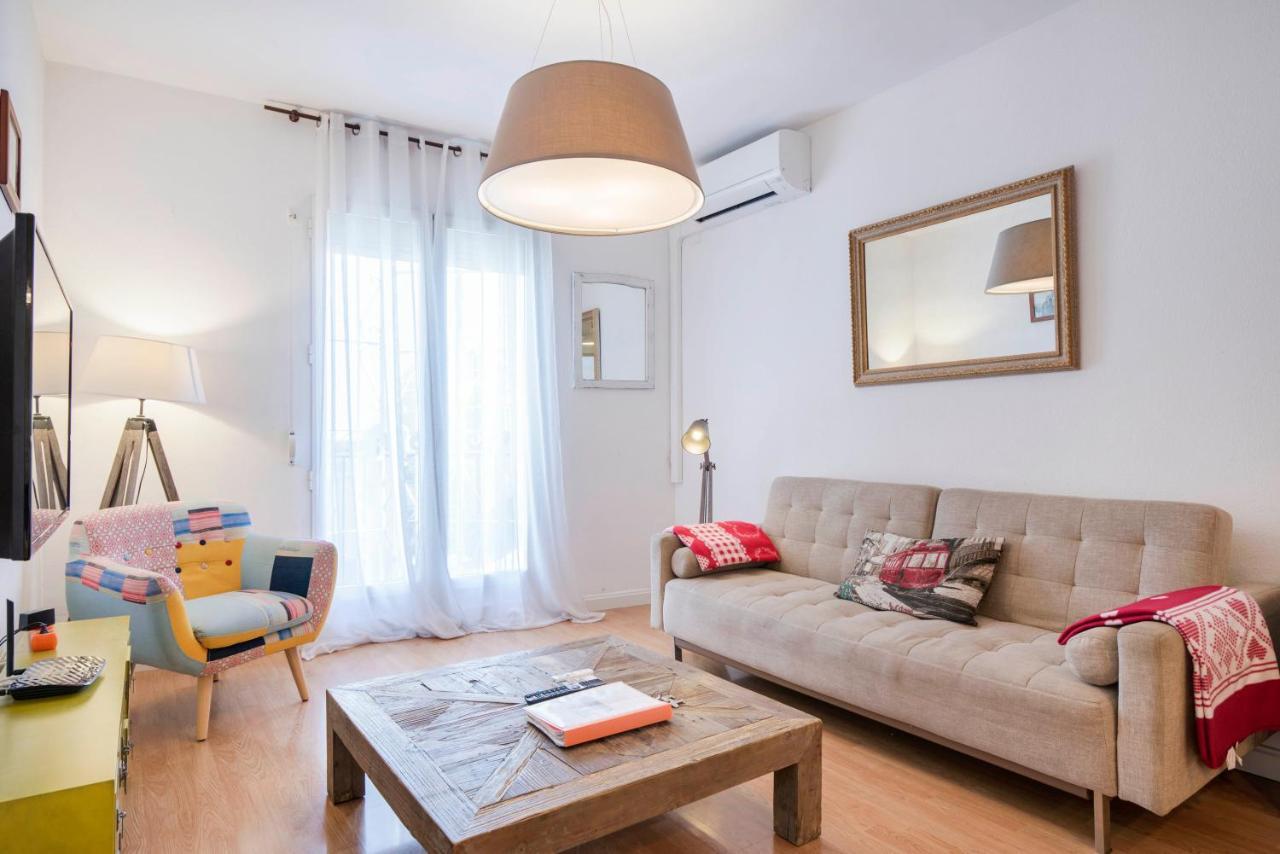Urbanchicmalaga 3 Bedroom Spacious Quiet Historic Malaga Apt Bagian luar foto