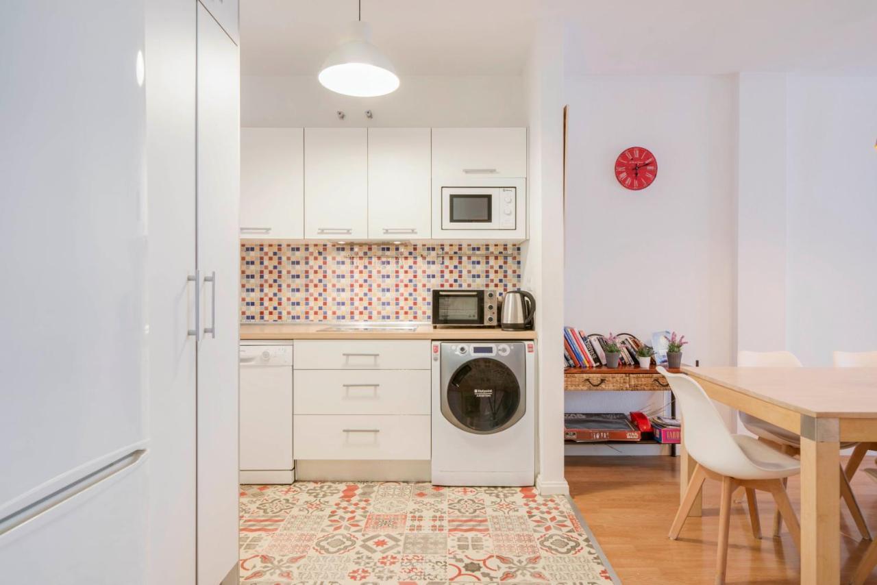 Urbanchicmalaga 3 Bedroom Spacious Quiet Historic Malaga Apt Bagian luar foto