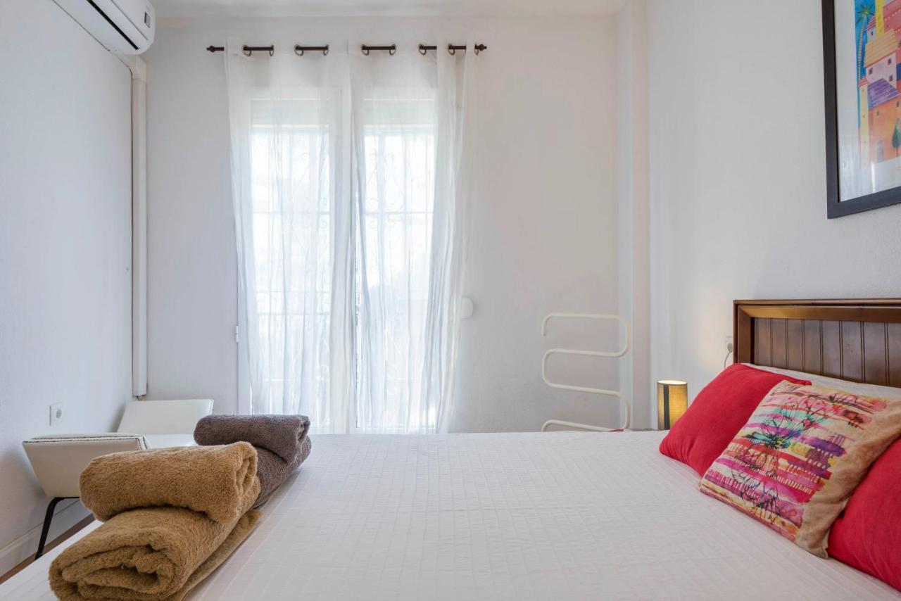 Urbanchicmalaga 3 Bedroom Spacious Quiet Historic Malaga Apt Bagian luar foto