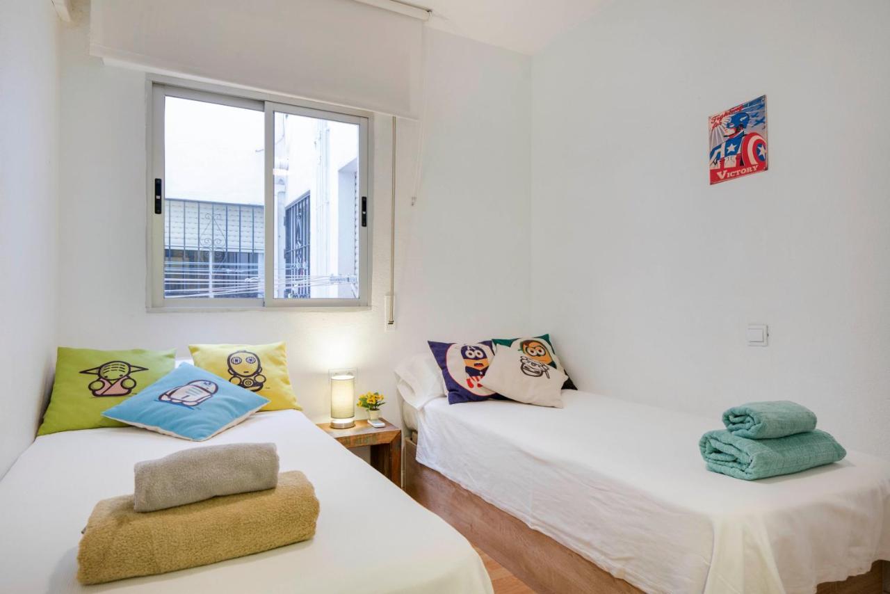 Urbanchicmalaga 3 Bedroom Spacious Quiet Historic Malaga Apt Bagian luar foto